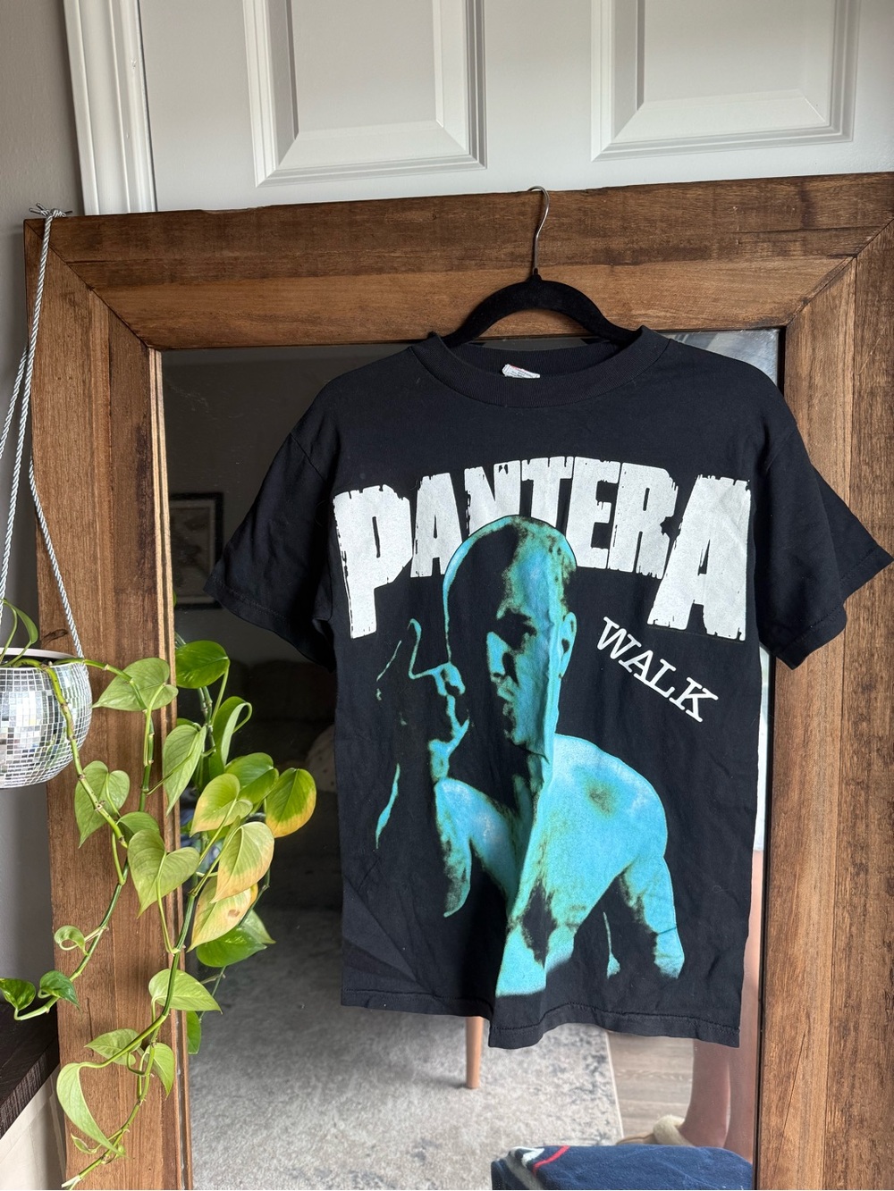 Vintage Pantera “Walk” Graphic Short Sleeve Tee - Black